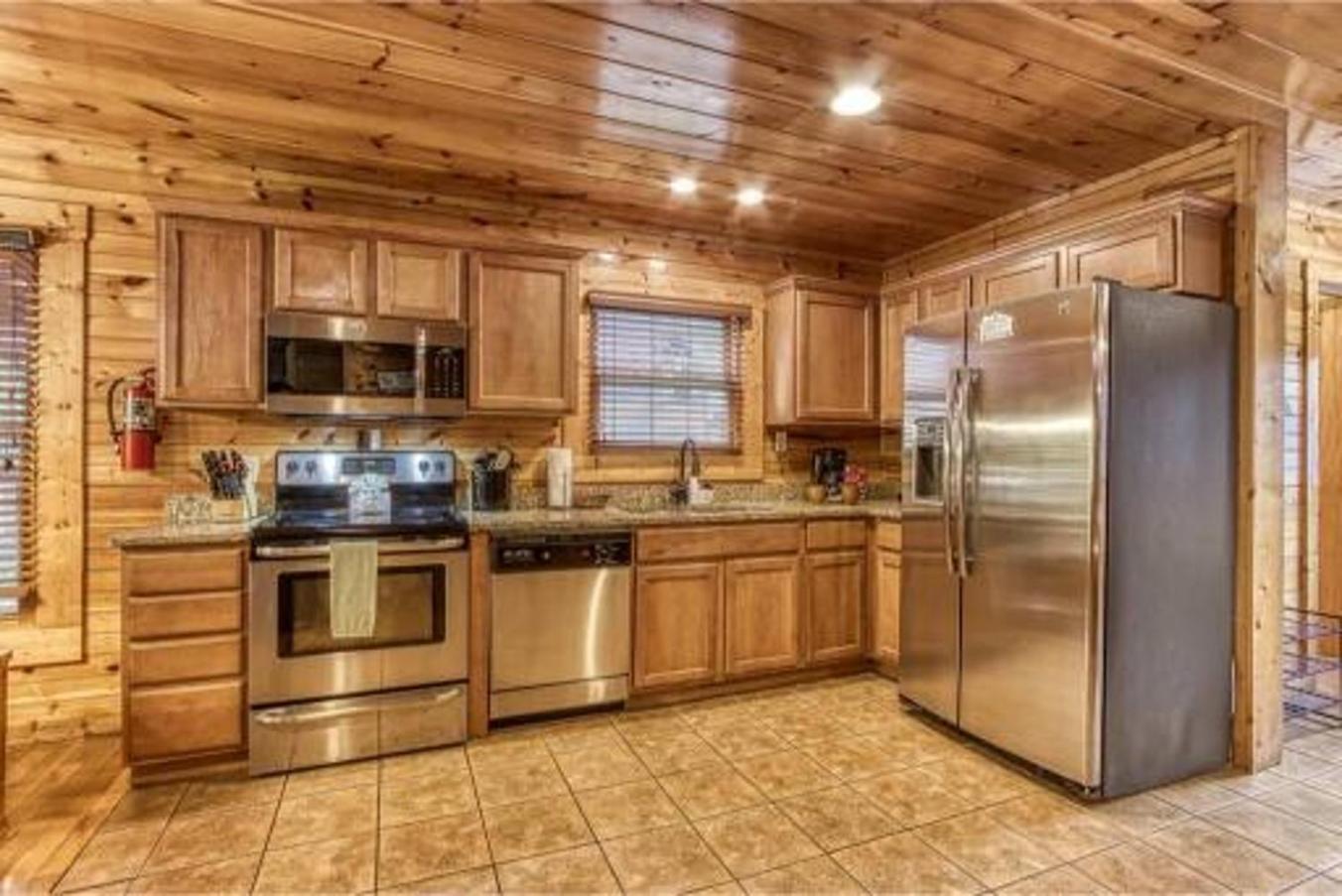 Dreams Come True With This Luxury Cabin! 蓋特林堡 外观 照片